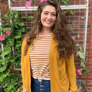 Meet your Posher, Marisa